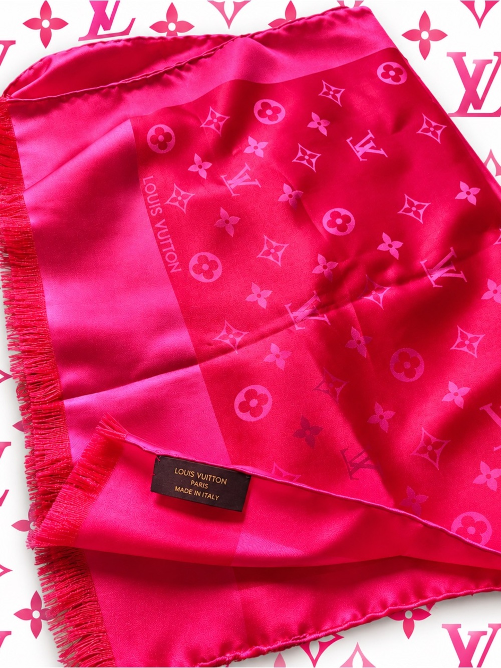 Items shown on live show - Picture 3 of 4